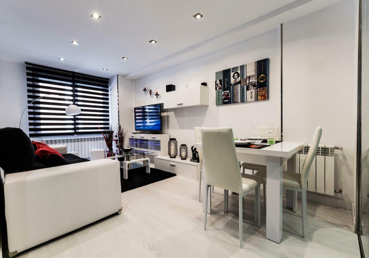 Rent Apartment-Flat ซาลามังกา ภายนอก รูปภาพ